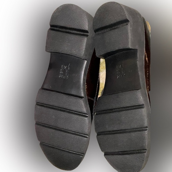 NWOB Naturalizer Darcy Patent Leather Loafers Kiltie Fringe Lug Sole Size 10 NEW - Picture 8 of 9